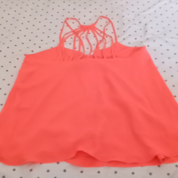 Tanktop - Picture 2 of 3